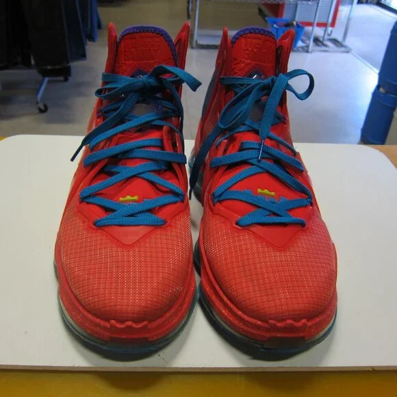 Nike Lebron 19 King Crown Mens 13.5 Siren Red/Laser Blue/Psych Purple CZ0203-600